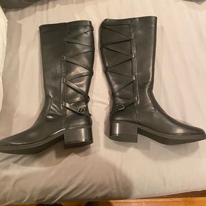 Women’s size 11 wide calf boot